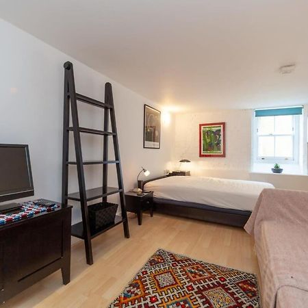 Charming 1 Bedroom Apartment In Old School House London Kültér fotó