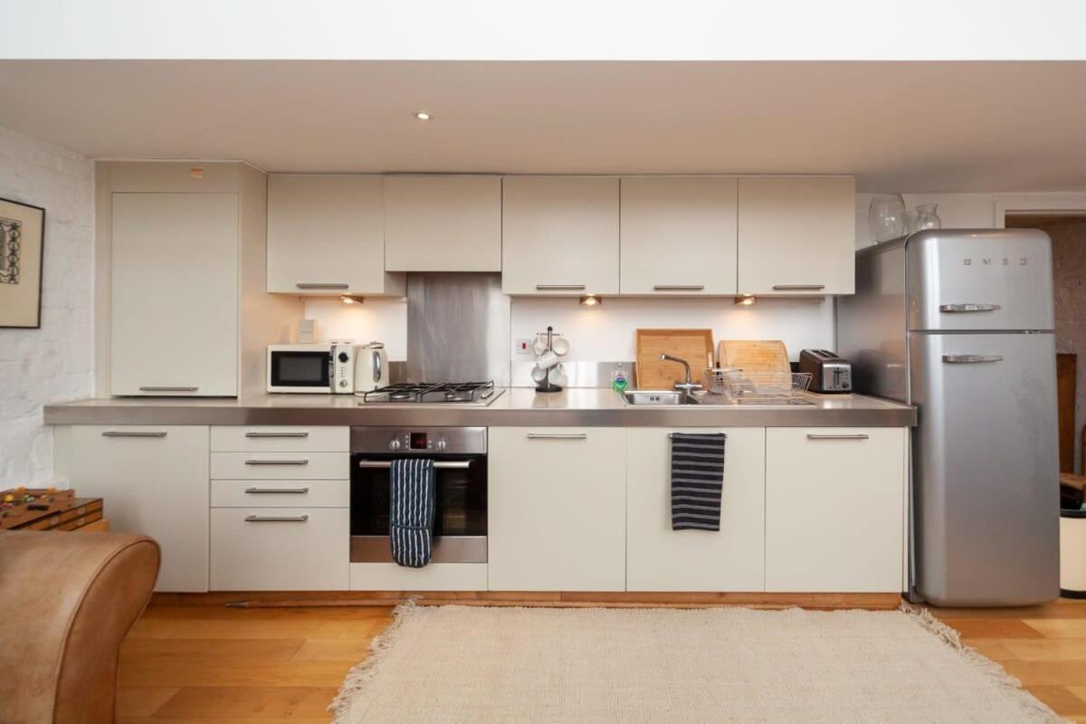 Charming 1 Bedroom Apartment In Old School House London Kültér fotó
