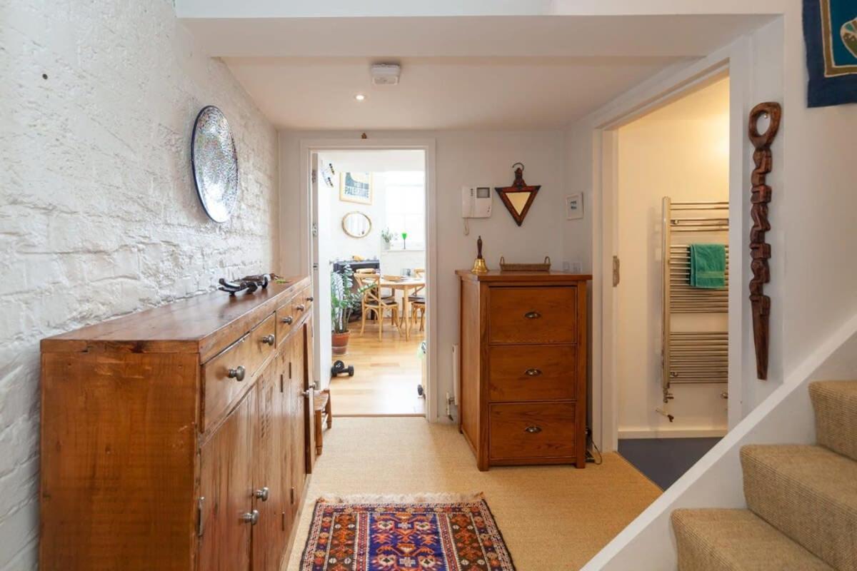 Charming 1 Bedroom Apartment In Old School House London Kültér fotó