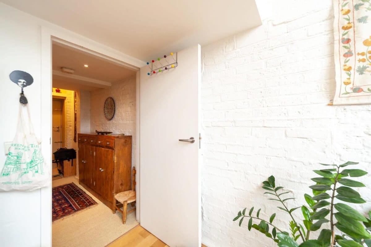Charming 1 Bedroom Apartment In Old School House London Kültér fotó
